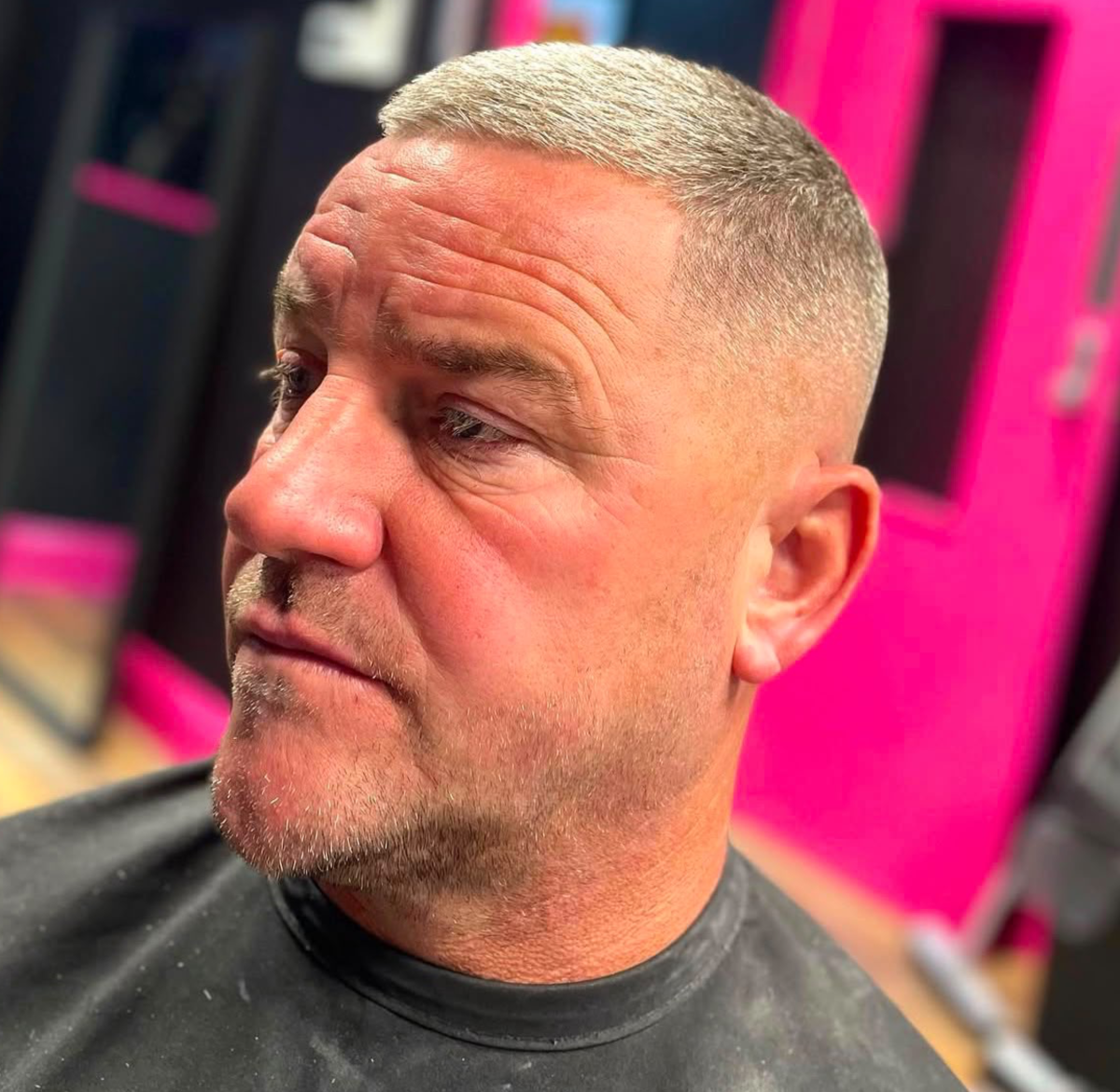 High-fade taper with textured top