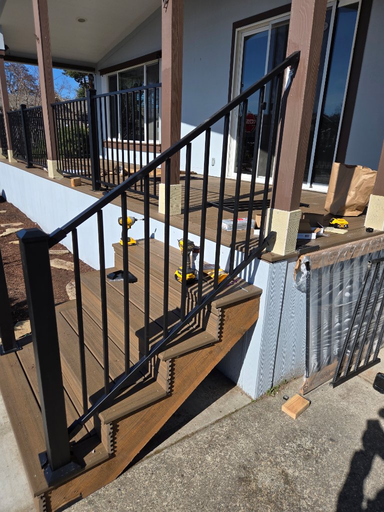 Trex Naturals Deck for 55+ Living Community
