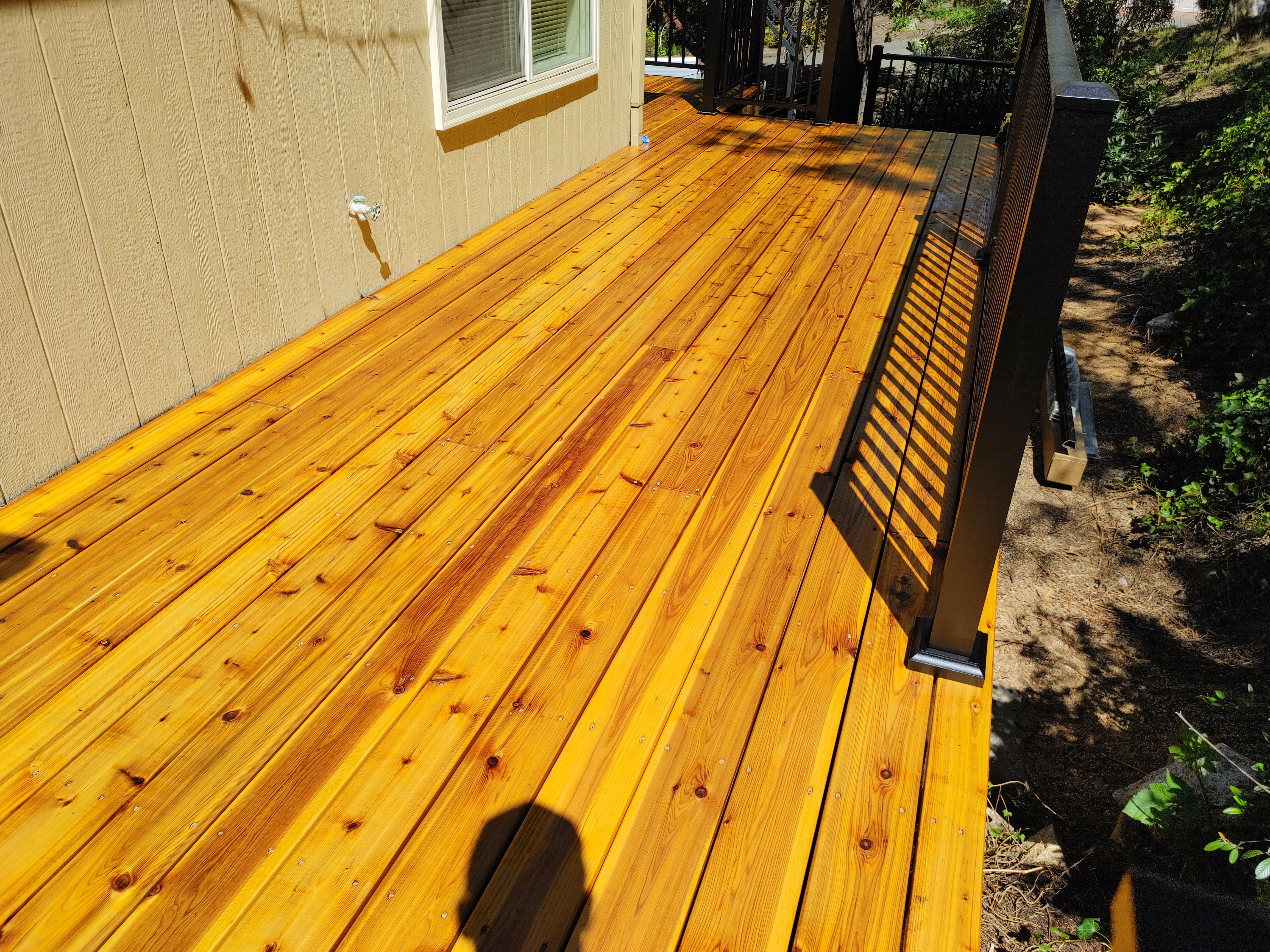 Cedar 2nd-Story Deck with Landing and Aluminum Tu-Step Railing 2