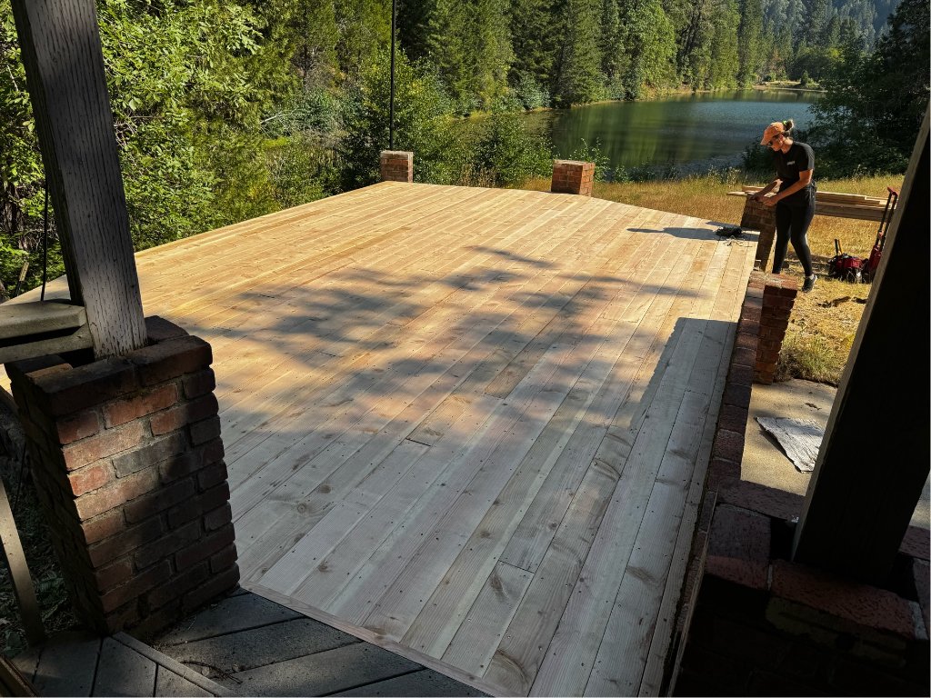 The Lake Stage