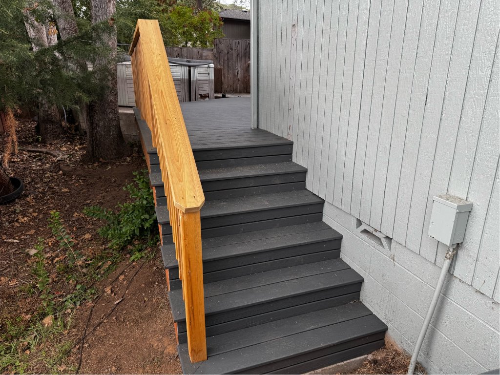 Trex Deck on Beverly Drive 3