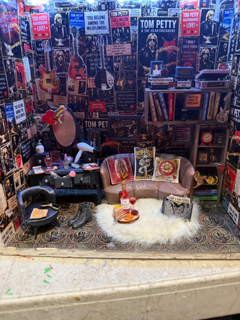 Tom Petty Lounge