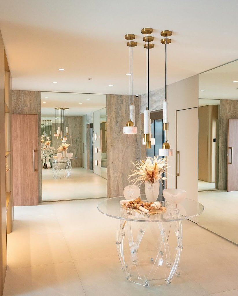 Projeto de arquitetura com mobiliário em acrílico premium — @franvazarquitetura
