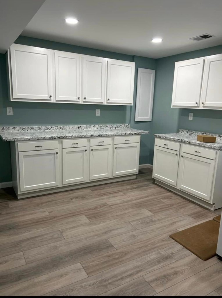 Kitchen Cabinet Update
