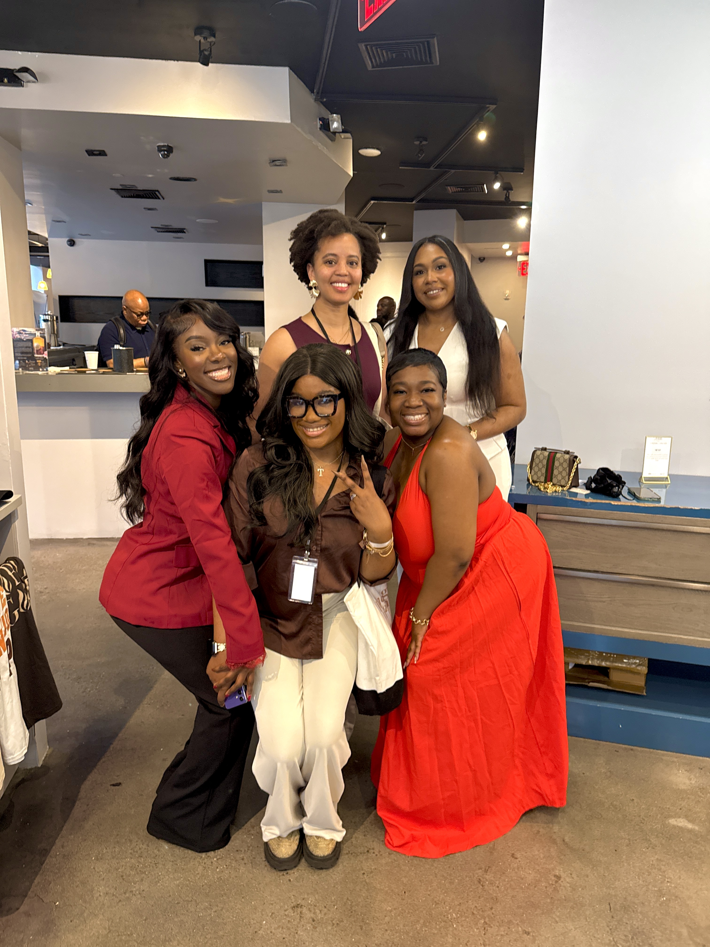 Women entrepreneurs in deep conversation