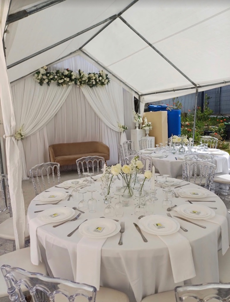 Décoration de mariage sous tente