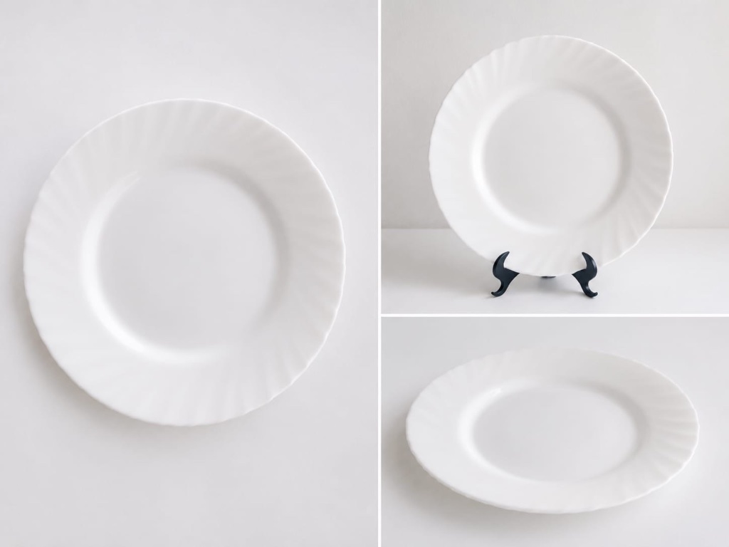 Assiette avec relief
