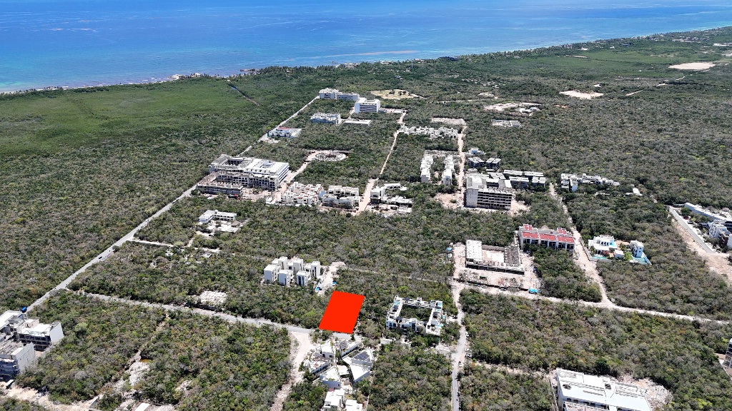 Terrain de 1070 m² à Région 8, densidad H2, Tulum — HRE_T_008