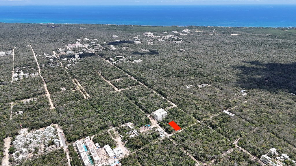 Terrain de 555 m² à Région 15, densidad TH1, Tulum — HRE_T_006
