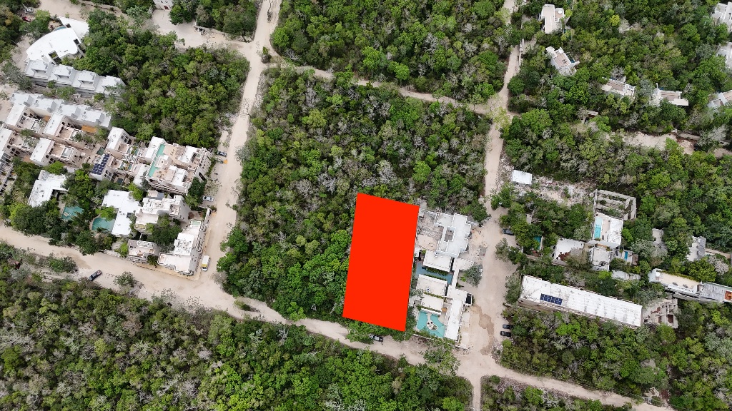 Terrain de 1225 m² à Région 15, densidad H2, Tulum — HRE_T_022