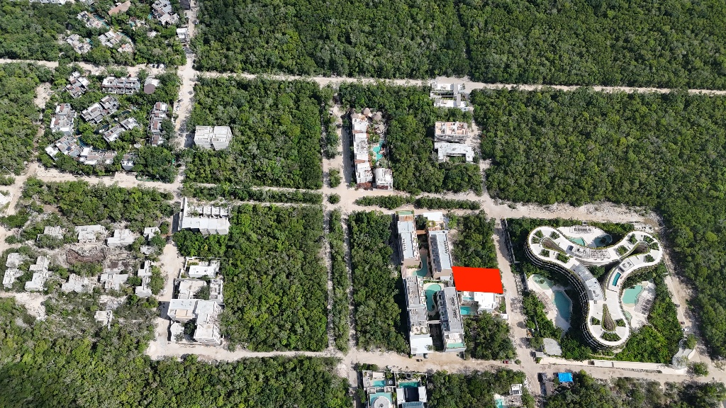 Terrain de 527 m² à Région 15, densidad H2, Tulum — HRE_T_039