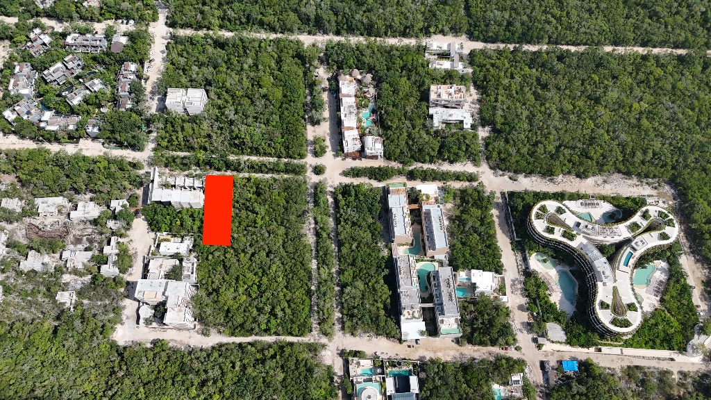 Terrain de 832 m² à Région 15, densidad H2, Tulum — HRE_T_042