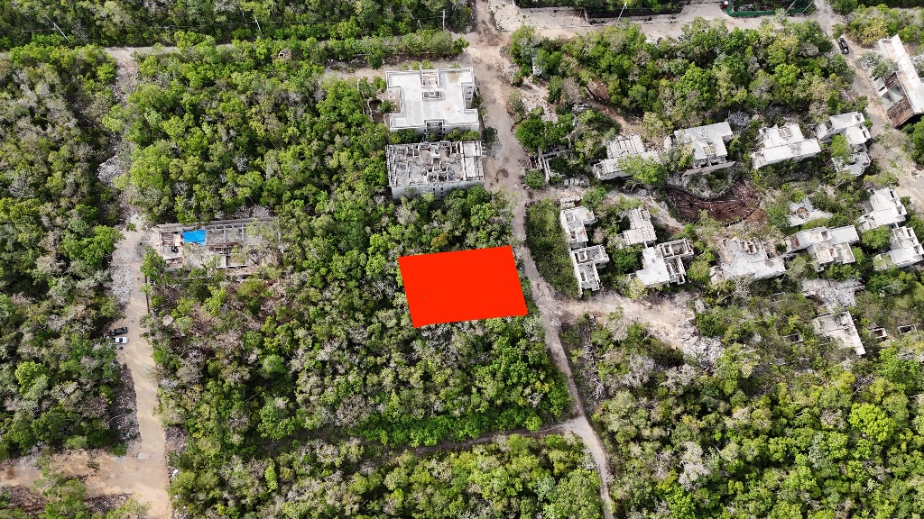 Terrain de 555 m² à Région 15, densidad H2, Tulum — HRE_T_017