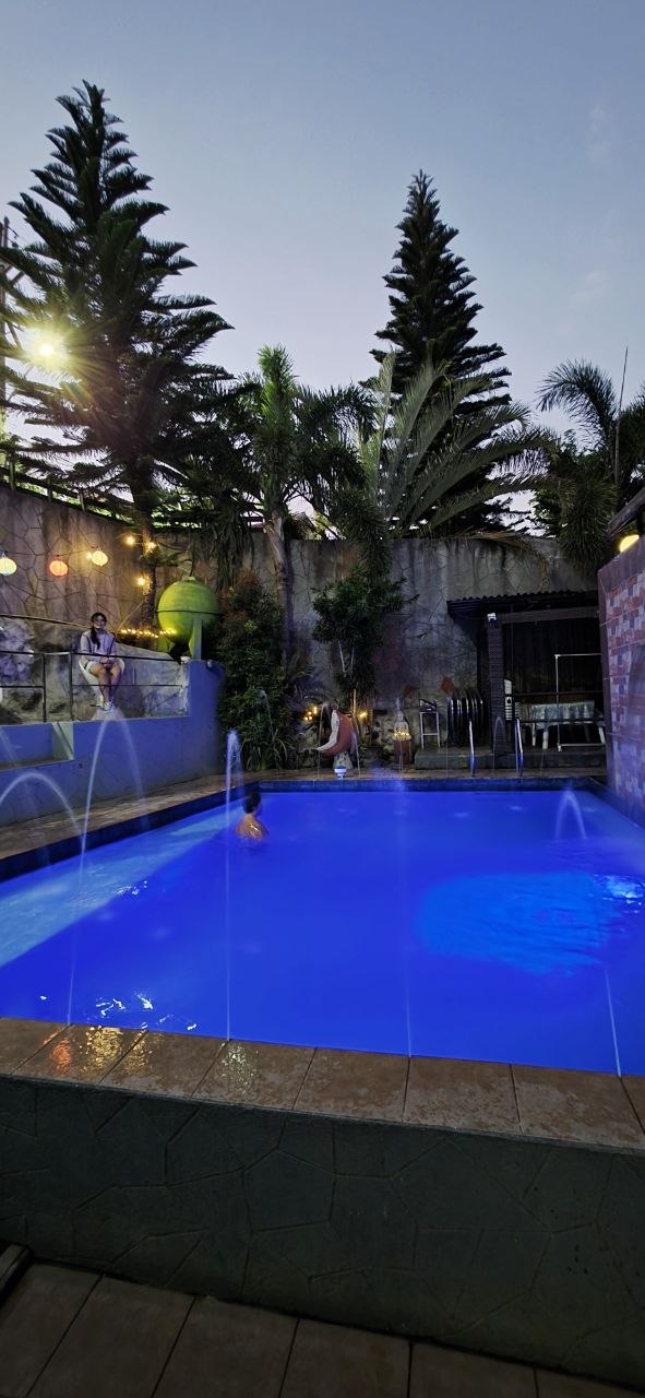 Swimming Pool (Heating - Optional)