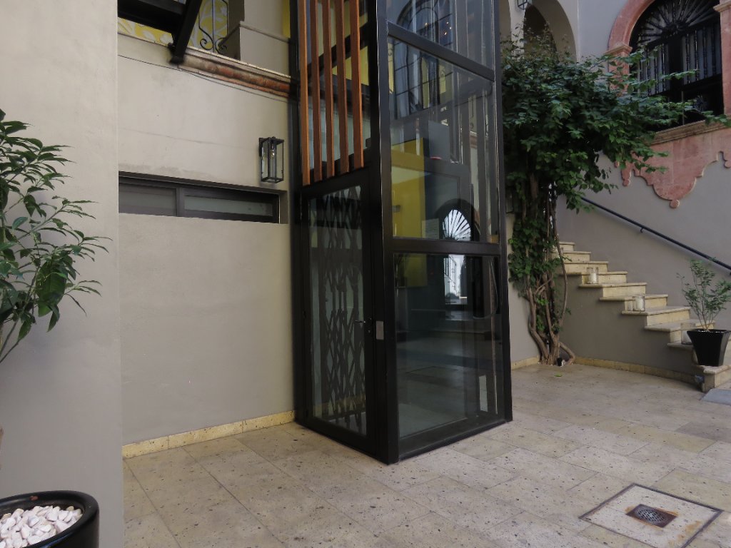Lift — cabina de cristal