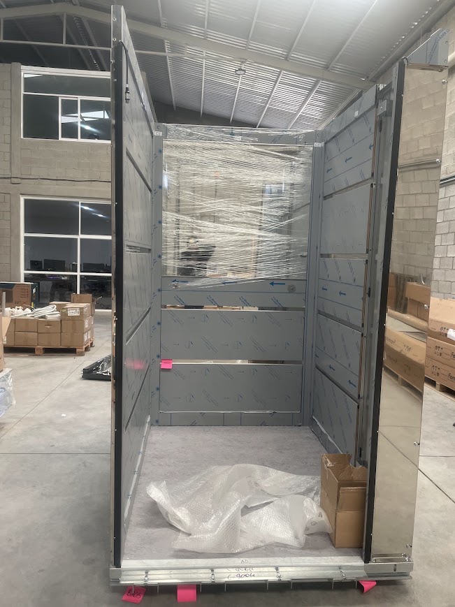 MRL 800 — estructura de cabina en taller