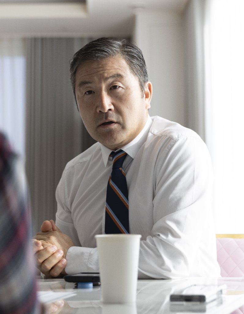Dr. Jason Song