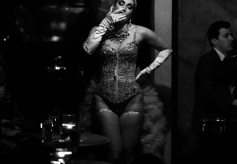 Burlesque performer at Saint Tuesday, Tribeca NYC