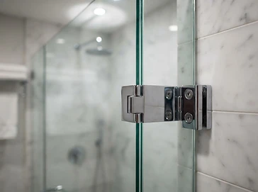 Frameless glass shower door