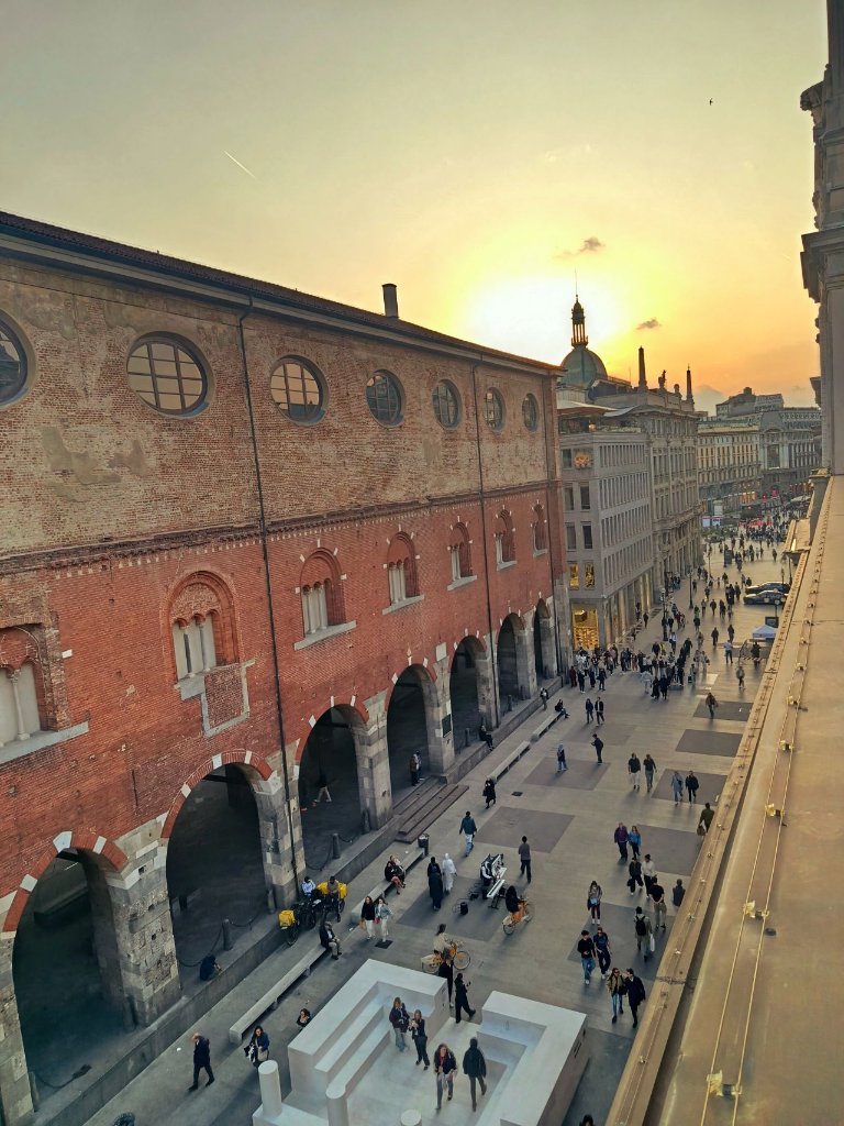 Milan’s Architecture: A Circle of Growth and Perspective