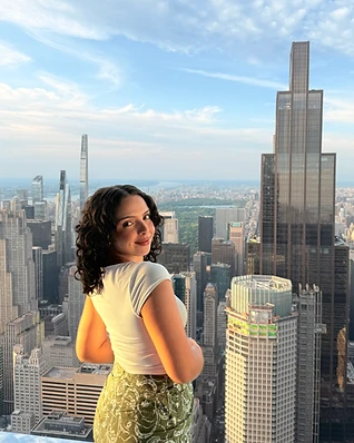 Natalia Velázquez — professional portrait