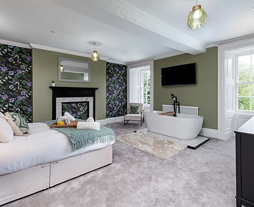 Y-LLWYN-BEDROOM-2A