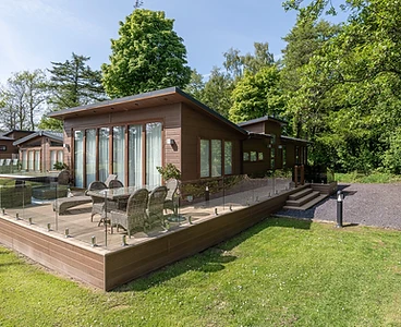 BRYN-TEG-LODGES-ROWS-6