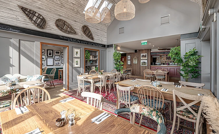 WHITE-EAGLE-RESTAURANT-11 — property photography in Betws-y-Coed