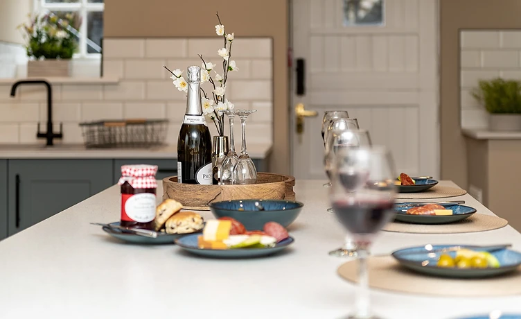 Y-LLWYN-KITCHEN-6 — property photography in Anglesey