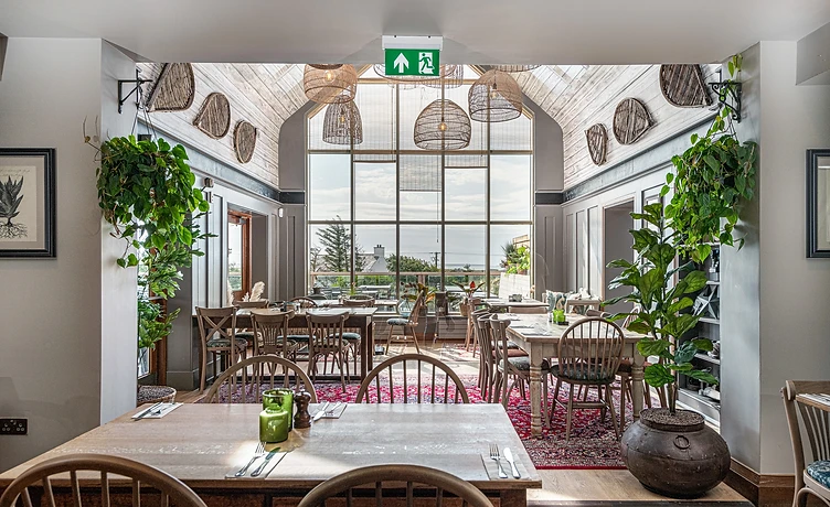 WHITE-EAGLE-RESTAURANT-08 — property photography in Blaenau Ffestiniog