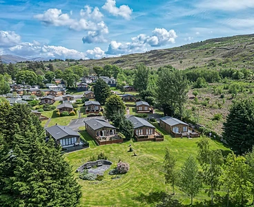 BRYN-TEG-LODGES-ROWS-2