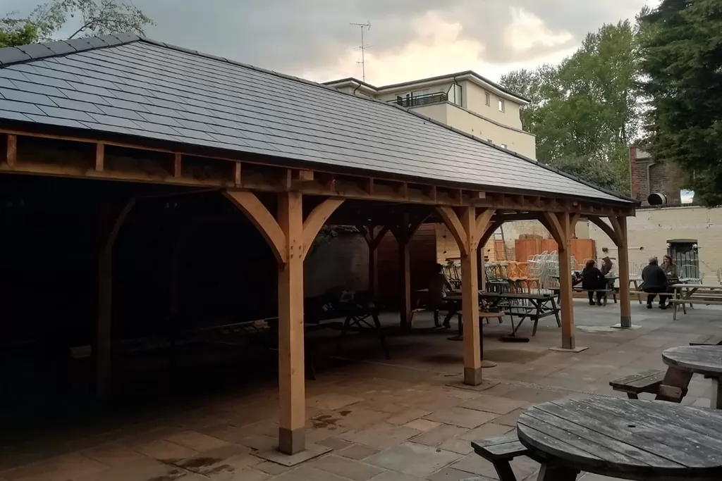 Large Oak Shelter