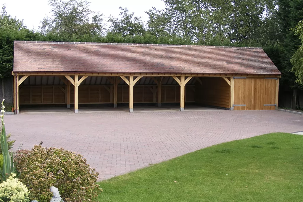 Five-Bay Oak Cart Lodge