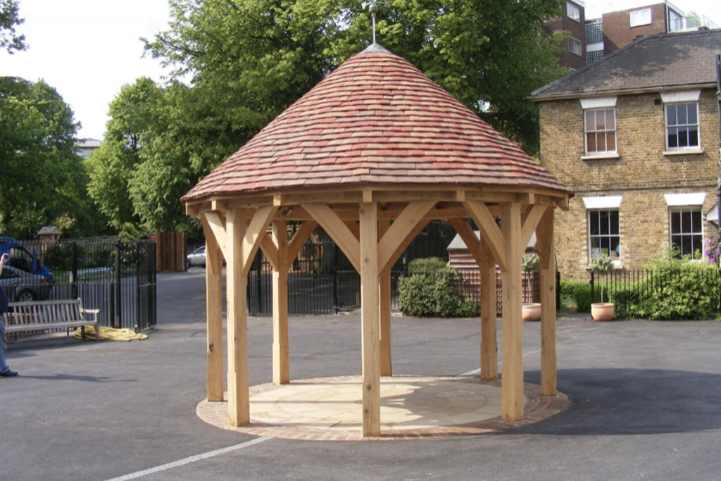 Circular Oak Shelter