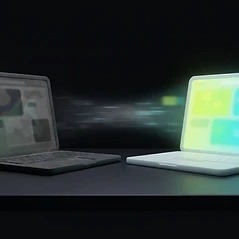 Illustration stylisée de deux ordinateurs portables face à face : l’un sombre et éteint, l’autre lumineux aux blocs de couleur vert et cyan