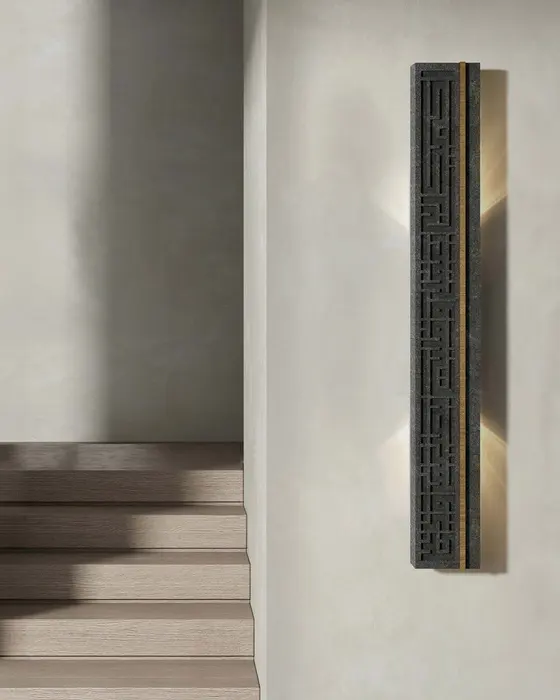 Linear Maze Wall Light