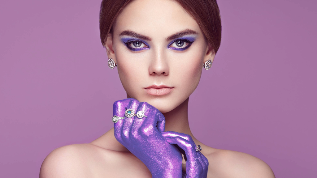 Jewellove — model wearing diamond studs and rings