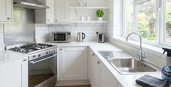 End-of-Tenancy Cleaning Checklist for Landlords