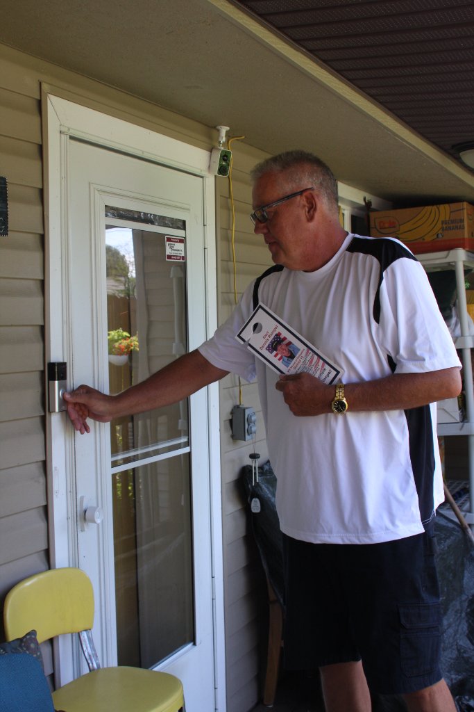 Dennis Rempel on the campaign trail: Knocking on doors
