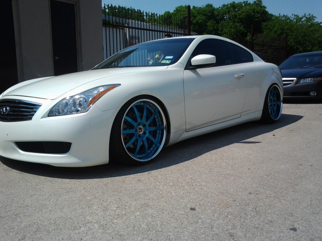 Custom Teal · Polished Lip