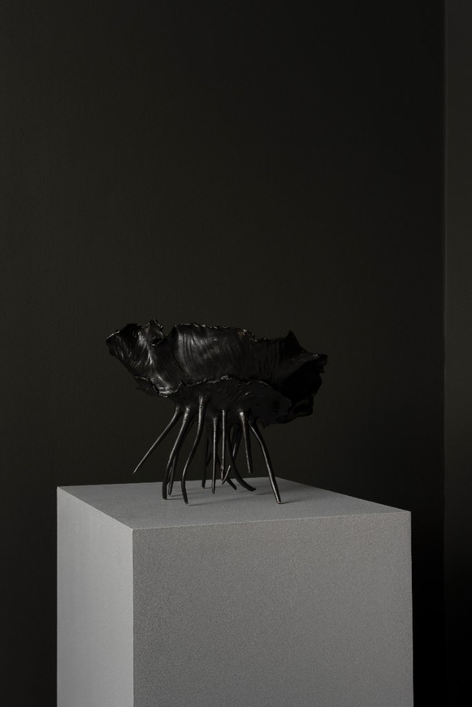 Anoixis by Emilie Lemardeley — functional sculpture in ceramic (detail 3)