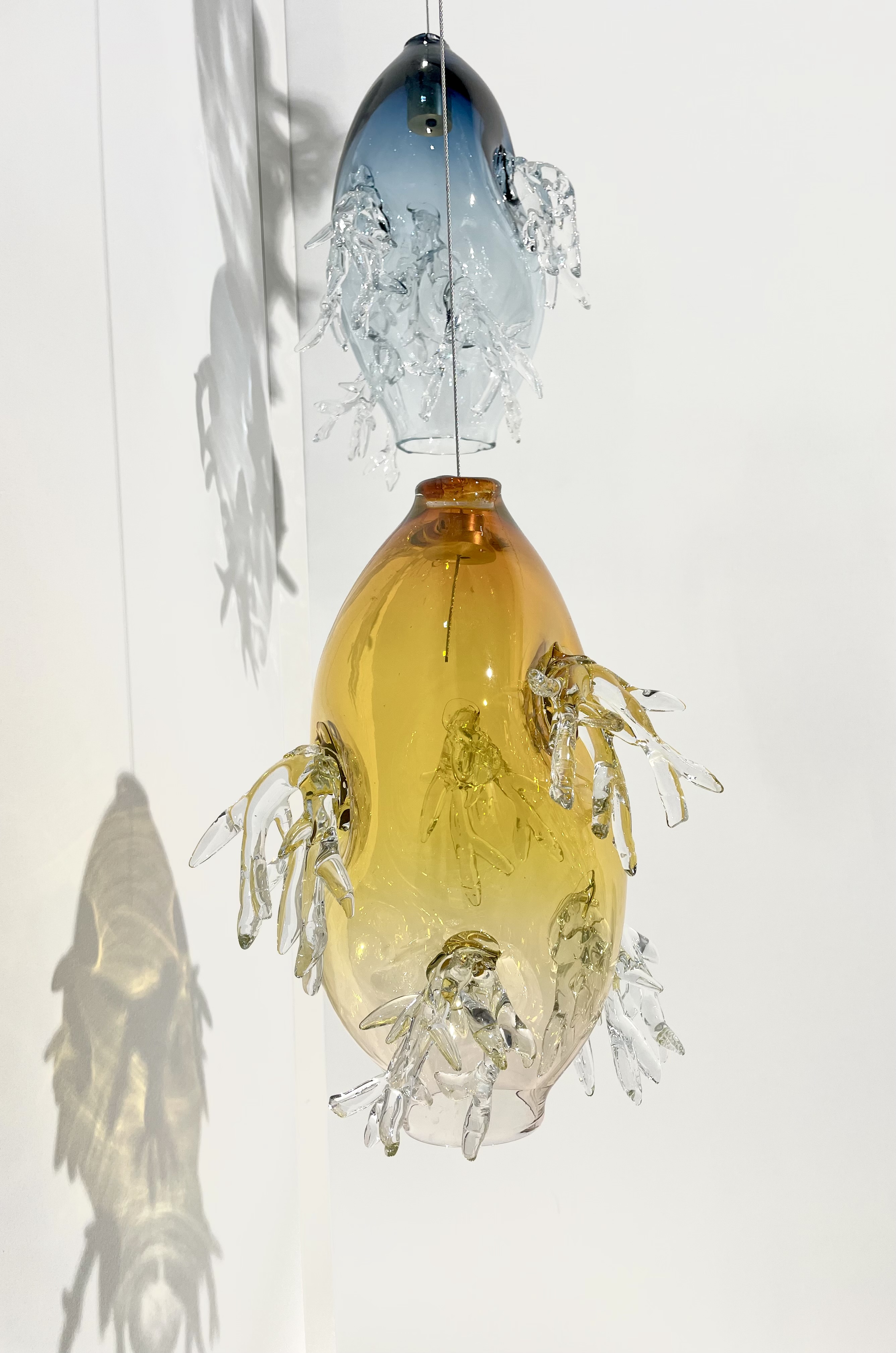 Dryade Pendant Light by Emilie Lemardeley — luminous sculpture in glass (detail 2)