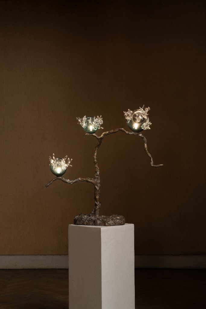 Dryade Table Lamp by Emilie Lemardeley — luminous sculpture in glass, metal, bronze (view 2)