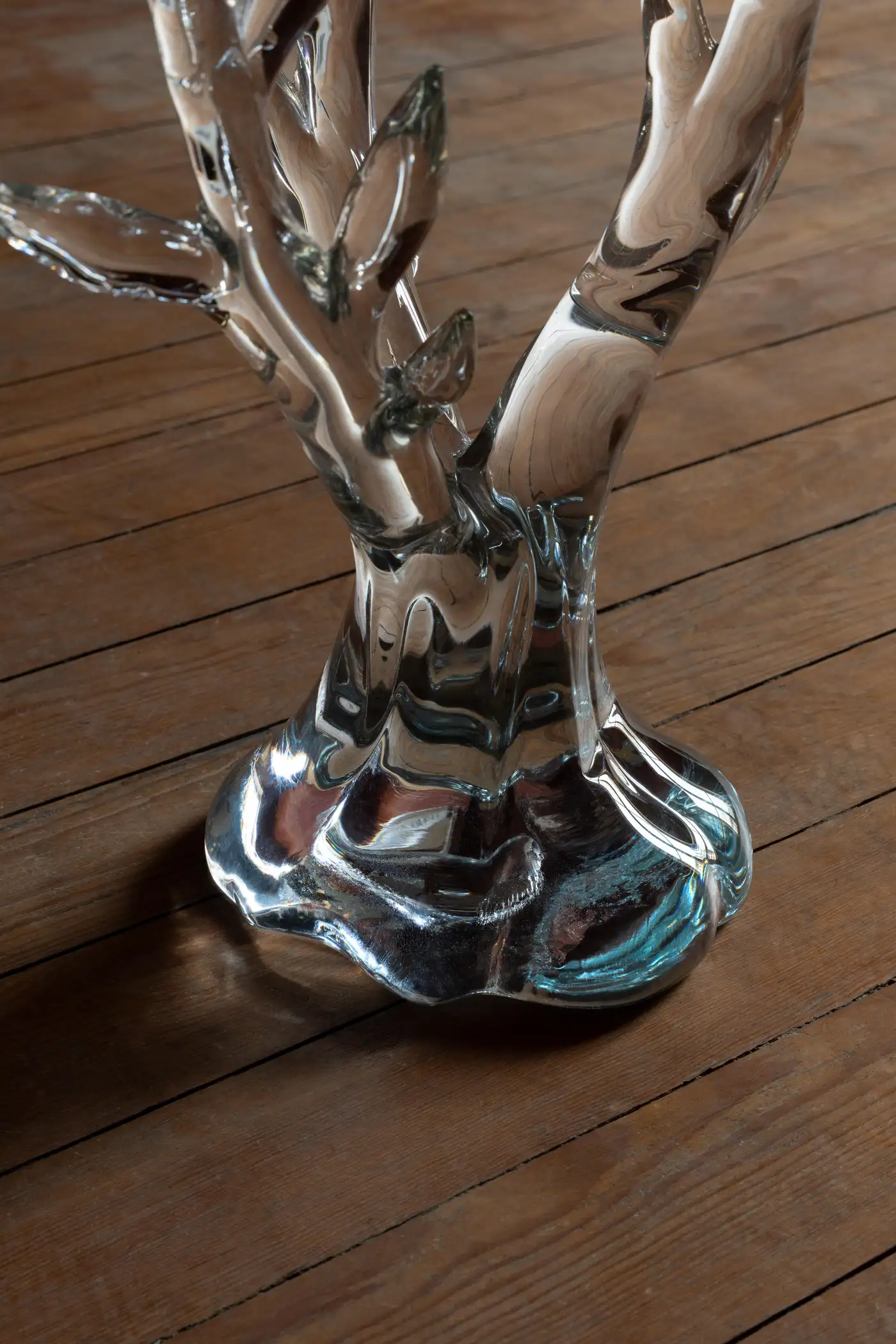 Dryade Coffee Table by Emilie Lemardeley — functional sculpture in blown glass, bronze, metal (detail 1)
