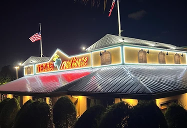 Texas Roadhouse — Facade & Roofline LED Strips