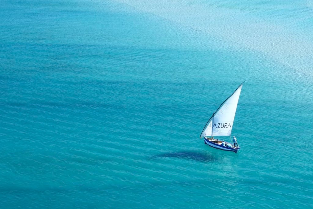 Azura Benguerra Island