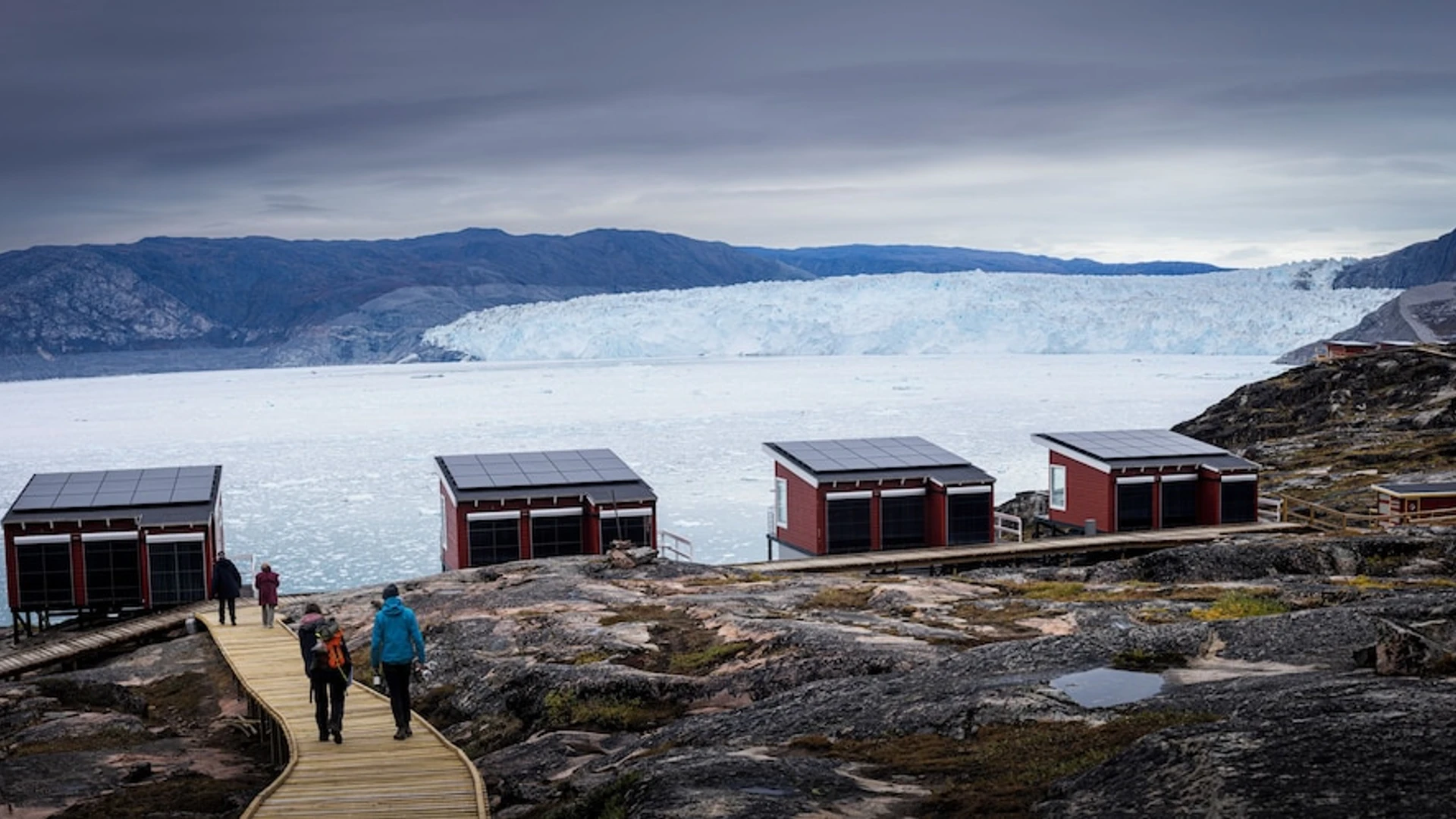 Eqi Glacier Lodge