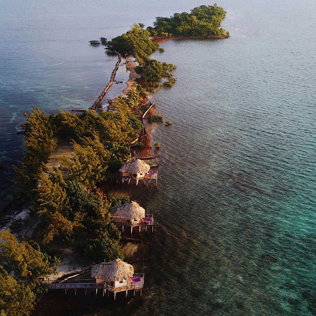 Thatch Caye, a Muy'Ono Resort