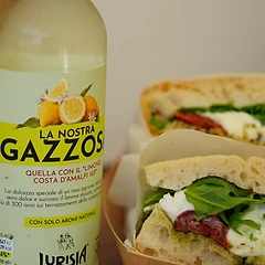 Lurisia Gazzosa und Sandwich