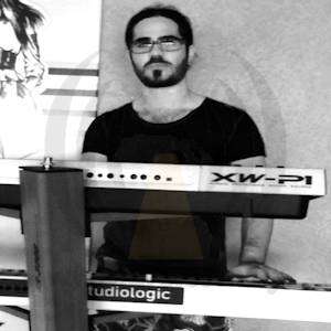 Stavros Loizia Keys & Vocals (2x 45min)